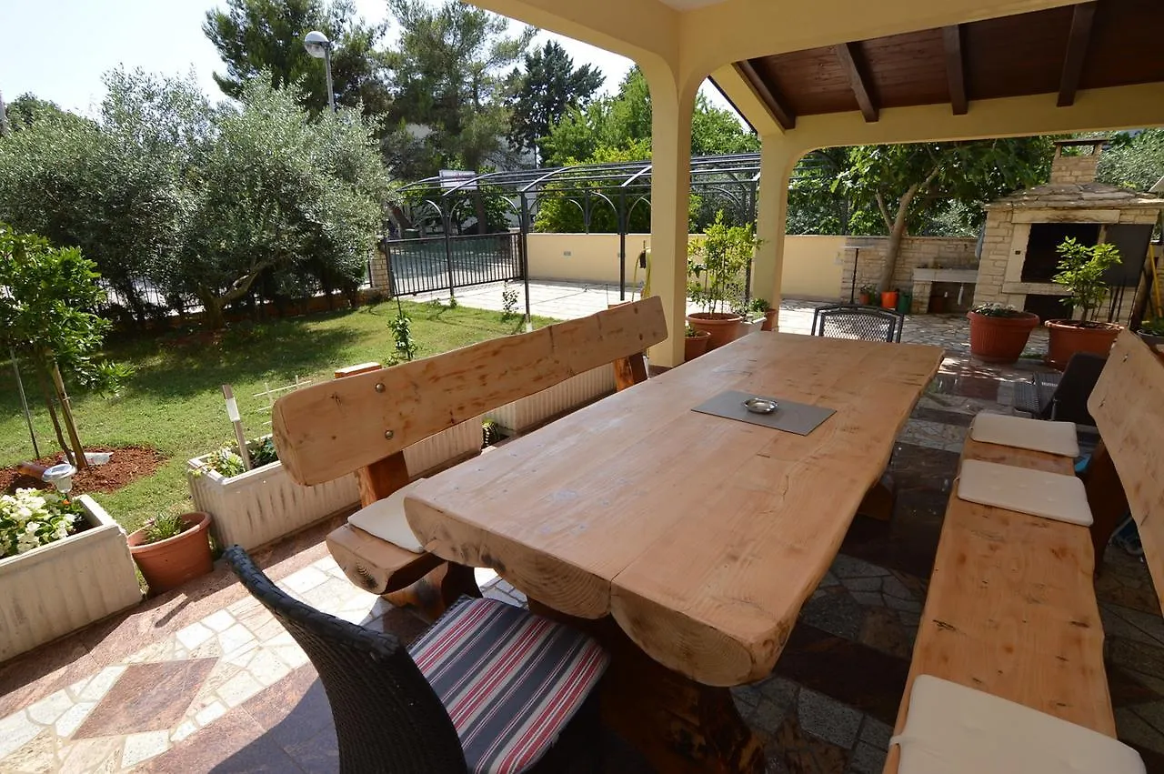 Apartmani Kolenda Poreč 3*,